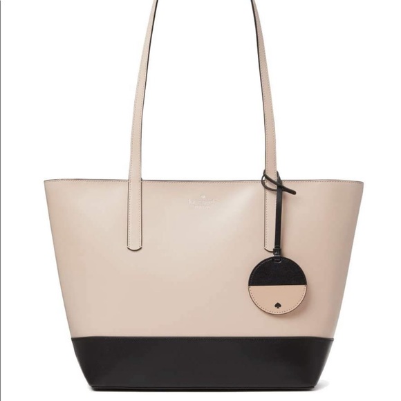 kate spade Handbags - NWT Kate Spade Tote